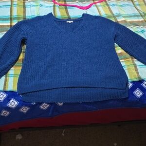 Xl blue sweater
